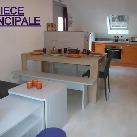 Clair Et Moderne Au Calme Apartamento *