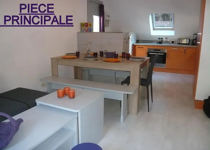 Clair Et Moderne Au Calme アパート *